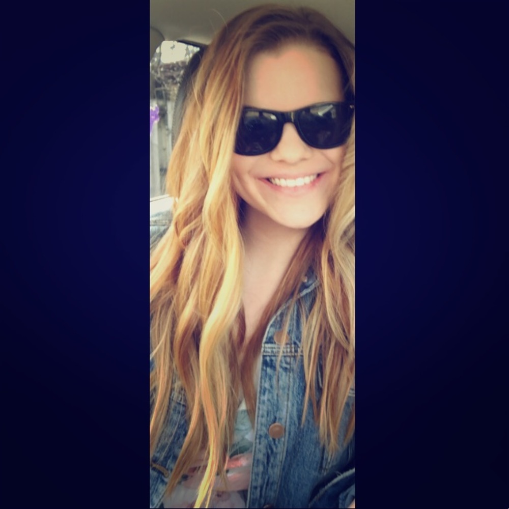 Meet your Posher, Carley